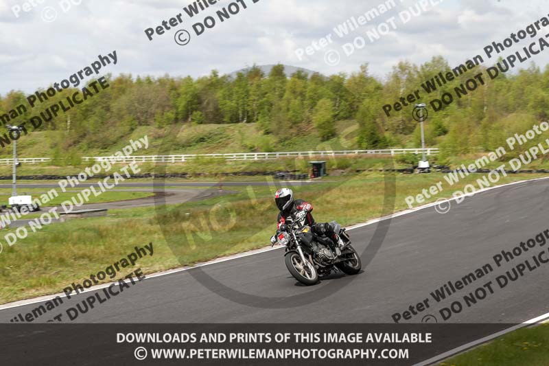 Three Sisters;Three Sisters photographs;Three Sisters trackday photographs;enduro digital images;event digital images;eventdigitalimages;lydden no limits trackday;no limits trackdays;peter wileman photography;racing digital images;trackday digital images;trackday photos