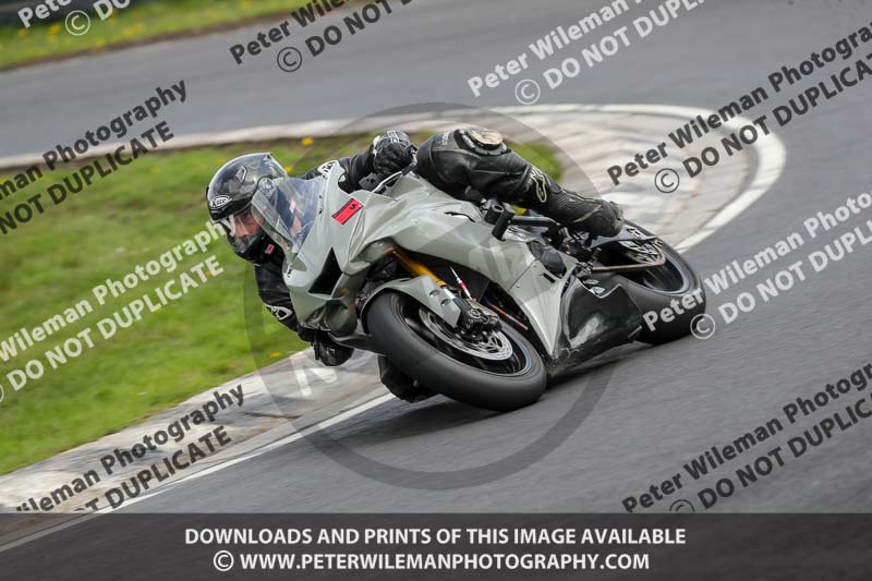 Three Sisters;Three Sisters photographs;Three Sisters trackday photographs;enduro digital images;event digital images;eventdigitalimages;lydden no limits trackday;no limits trackdays;peter wileman photography;racing digital images;trackday digital images;trackday photos