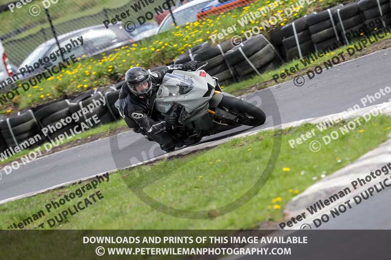 Three Sisters;Three Sisters photographs;Three Sisters trackday photographs;enduro digital images;event digital images;eventdigitalimages;lydden no limits trackday;no limits trackdays;peter wileman photography;racing digital images;trackday digital images;trackday photos