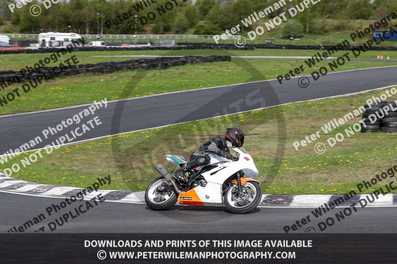 Three Sisters;Three Sisters photographs;Three Sisters trackday photographs;enduro digital images;event digital images;eventdigitalimages;lydden no limits trackday;no limits trackdays;peter wileman photography;racing digital images;trackday digital images;trackday photos