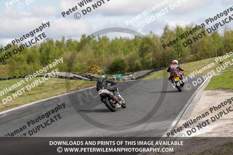 Three Sisters;Three Sisters photographs;Three Sisters trackday photographs;enduro digital images;event digital images;eventdigitalimages;lydden no limits trackday;no limits trackdays;peter wileman photography;racing digital images;trackday digital images;trackday photos