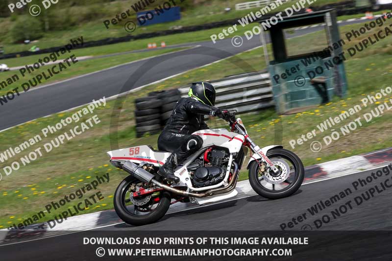 Three Sisters;Three Sisters photographs;Three Sisters trackday photographs;enduro digital images;event digital images;eventdigitalimages;lydden no limits trackday;no limits trackdays;peter wileman photography;racing digital images;trackday digital images;trackday photos