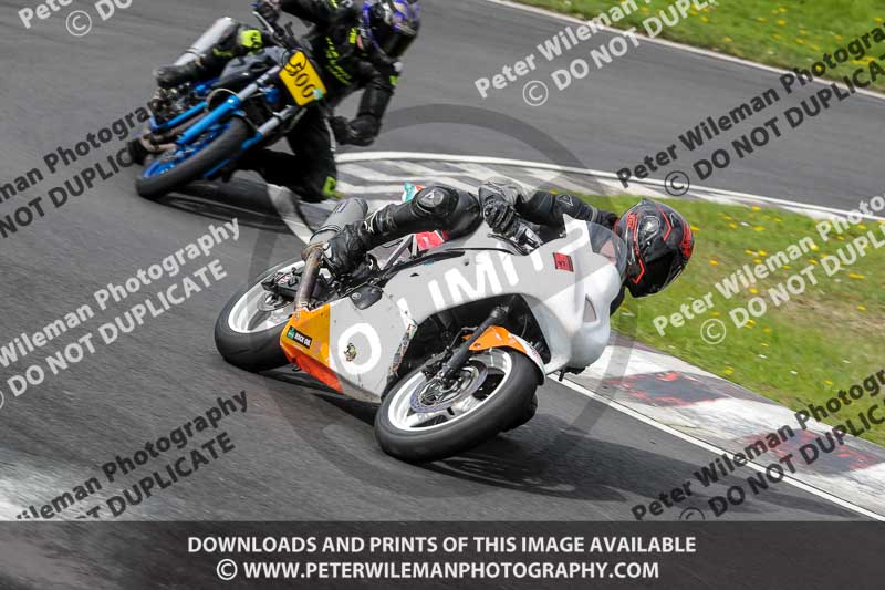 Three Sisters;Three Sisters photographs;Three Sisters trackday photographs;enduro digital images;event digital images;eventdigitalimages;lydden no limits trackday;no limits trackdays;peter wileman photography;racing digital images;trackday digital images;trackday photos