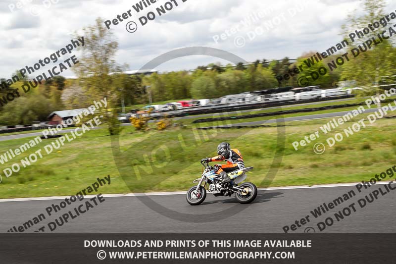 Three Sisters;Three Sisters photographs;Three Sisters trackday photographs;enduro digital images;event digital images;eventdigitalimages;lydden no limits trackday;no limits trackdays;peter wileman photography;racing digital images;trackday digital images;trackday photos