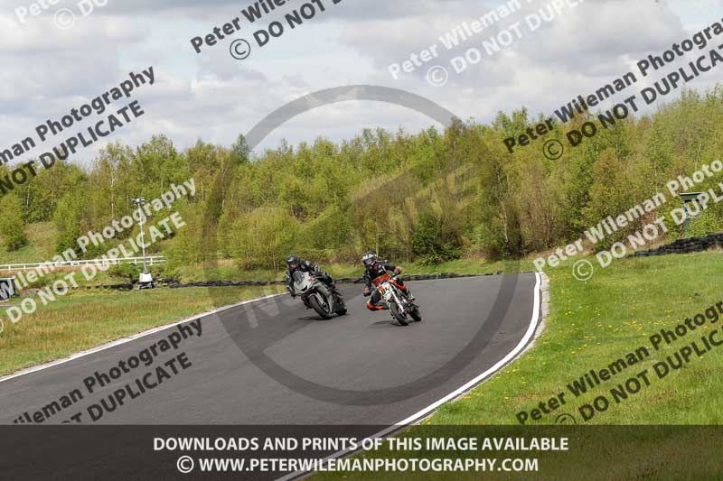 Three Sisters;Three Sisters photographs;Three Sisters trackday photographs;enduro digital images;event digital images;eventdigitalimages;lydden no limits trackday;no limits trackdays;peter wileman photography;racing digital images;trackday digital images;trackday photos