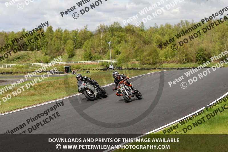 Three Sisters;Three Sisters photographs;Three Sisters trackday photographs;enduro digital images;event digital images;eventdigitalimages;lydden no limits trackday;no limits trackdays;peter wileman photography;racing digital images;trackday digital images;trackday photos