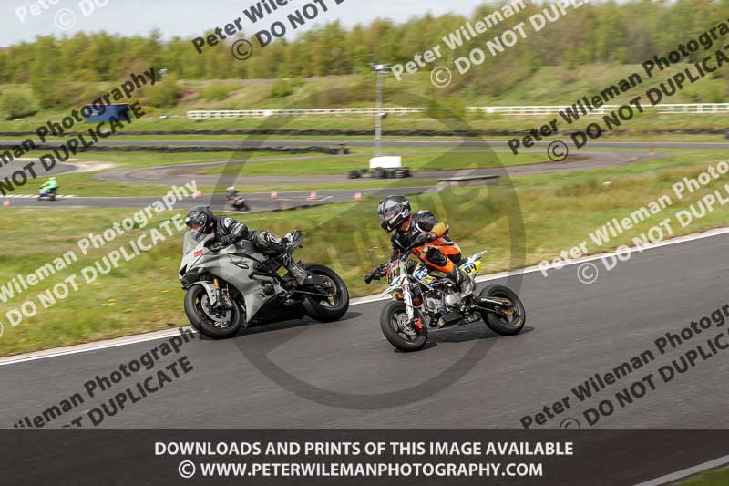 Three Sisters;Three Sisters photographs;Three Sisters trackday photographs;enduro digital images;event digital images;eventdigitalimages;lydden no limits trackday;no limits trackdays;peter wileman photography;racing digital images;trackday digital images;trackday photos