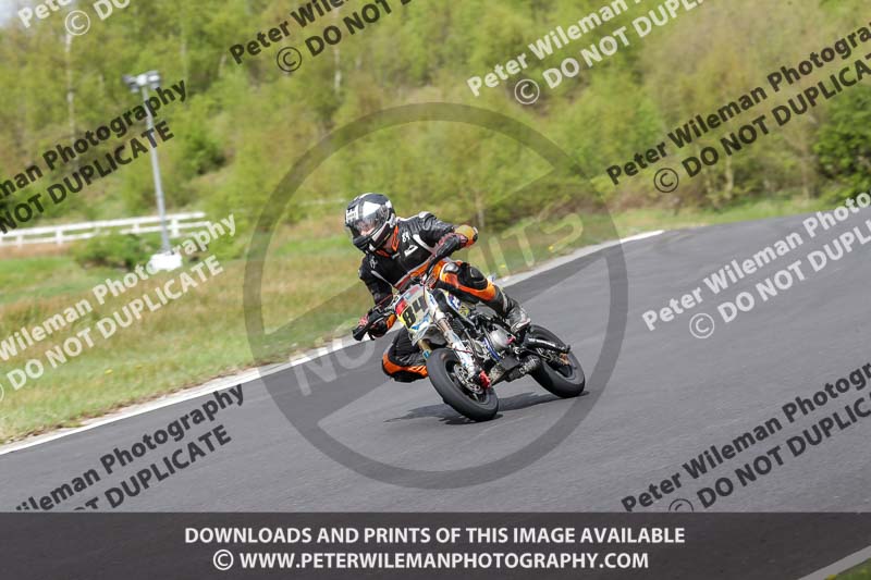 Three Sisters;Three Sisters photographs;Three Sisters trackday photographs;enduro digital images;event digital images;eventdigitalimages;lydden no limits trackday;no limits trackdays;peter wileman photography;racing digital images;trackday digital images;trackday photos