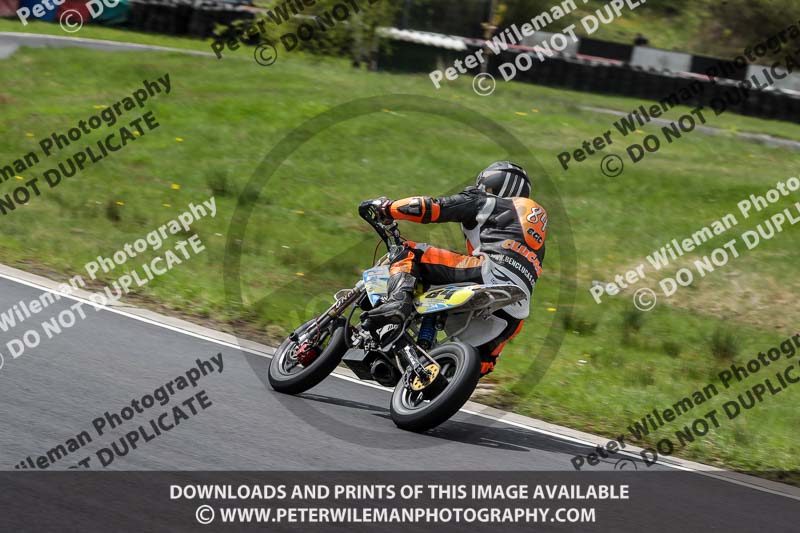 Three Sisters;Three Sisters photographs;Three Sisters trackday photographs;enduro digital images;event digital images;eventdigitalimages;lydden no limits trackday;no limits trackdays;peter wileman photography;racing digital images;trackday digital images;trackday photos