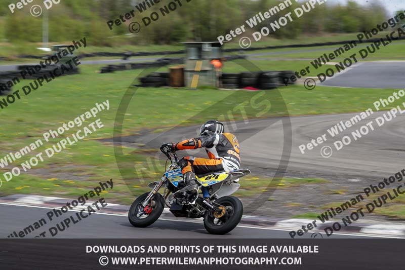 Three Sisters;Three Sisters photographs;Three Sisters trackday photographs;enduro digital images;event digital images;eventdigitalimages;lydden no limits trackday;no limits trackdays;peter wileman photography;racing digital images;trackday digital images;trackday photos