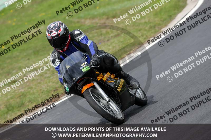 Three Sisters;Three Sisters photographs;Three Sisters trackday photographs;enduro digital images;event digital images;eventdigitalimages;lydden no limits trackday;no limits trackdays;peter wileman photography;racing digital images;trackday digital images;trackday photos