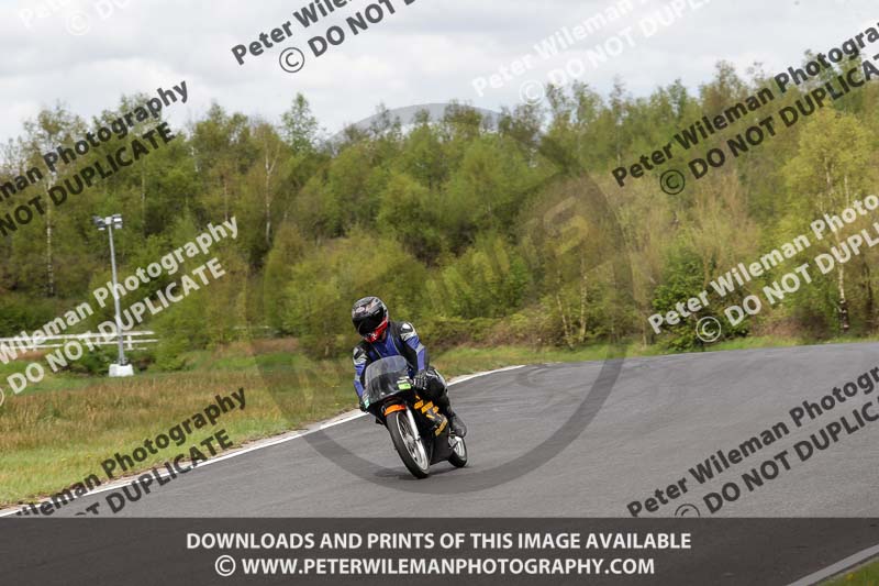 Three Sisters;Three Sisters photographs;Three Sisters trackday photographs;enduro digital images;event digital images;eventdigitalimages;lydden no limits trackday;no limits trackdays;peter wileman photography;racing digital images;trackday digital images;trackday photos