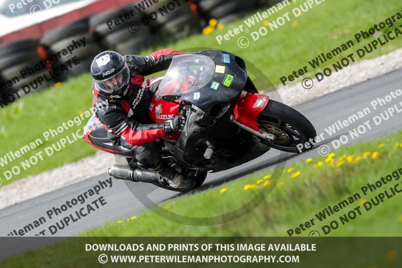 Three Sisters;Three Sisters photographs;Three Sisters trackday photographs;enduro digital images;event digital images;eventdigitalimages;lydden no limits trackday;no limits trackdays;peter wileman photography;racing digital images;trackday digital images;trackday photos