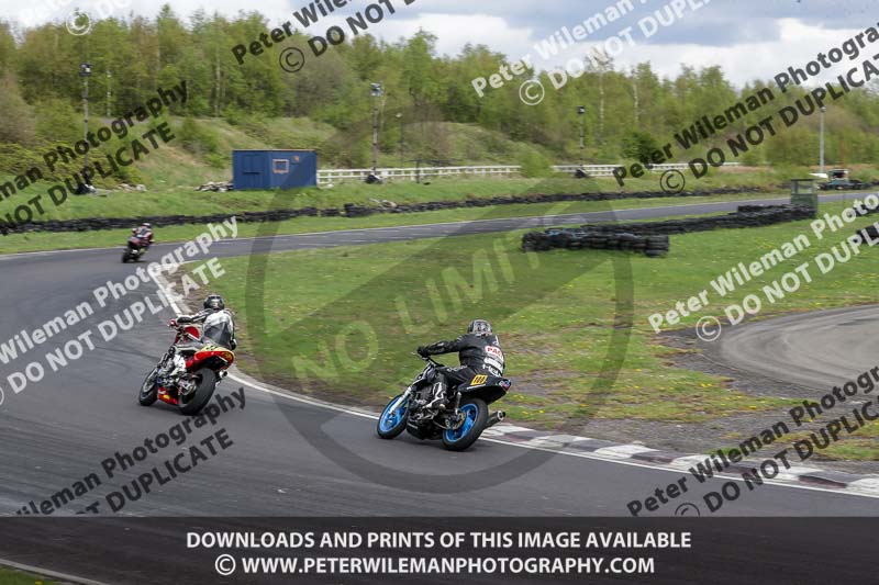 Three Sisters;Three Sisters photographs;Three Sisters trackday photographs;enduro digital images;event digital images;eventdigitalimages;lydden no limits trackday;no limits trackdays;peter wileman photography;racing digital images;trackday digital images;trackday photos