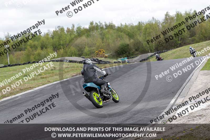 Three Sisters;Three Sisters photographs;Three Sisters trackday photographs;enduro digital images;event digital images;eventdigitalimages;lydden no limits trackday;no limits trackdays;peter wileman photography;racing digital images;trackday digital images;trackday photos