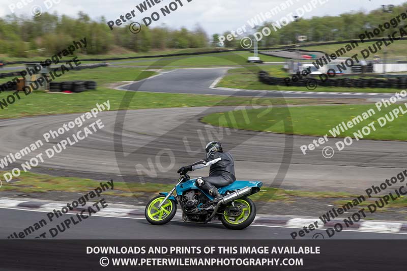 Three Sisters;Three Sisters photographs;Three Sisters trackday photographs;enduro digital images;event digital images;eventdigitalimages;lydden no limits trackday;no limits trackdays;peter wileman photography;racing digital images;trackday digital images;trackday photos