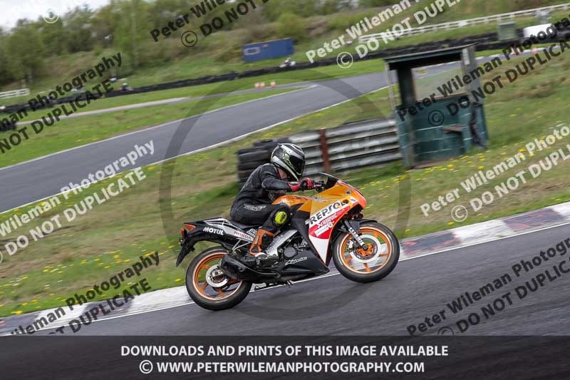 Three Sisters;Three Sisters photographs;Three Sisters trackday photographs;enduro digital images;event digital images;eventdigitalimages;lydden no limits trackday;no limits trackdays;peter wileman photography;racing digital images;trackday digital images;trackday photos