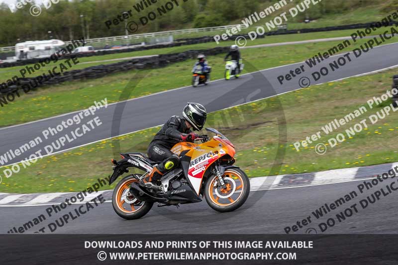 Three Sisters;Three Sisters photographs;Three Sisters trackday photographs;enduro digital images;event digital images;eventdigitalimages;lydden no limits trackday;no limits trackdays;peter wileman photography;racing digital images;trackday digital images;trackday photos