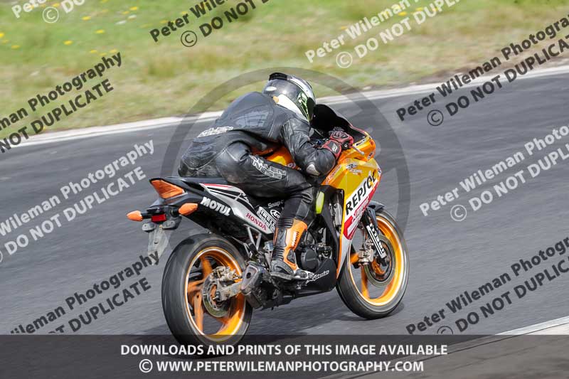 Three Sisters;Three Sisters photographs;Three Sisters trackday photographs;enduro digital images;event digital images;eventdigitalimages;lydden no limits trackday;no limits trackdays;peter wileman photography;racing digital images;trackday digital images;trackday photos