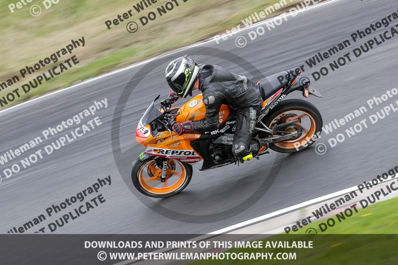 Three Sisters;Three Sisters photographs;Three Sisters trackday photographs;enduro digital images;event digital images;eventdigitalimages;lydden no limits trackday;no limits trackdays;peter wileman photography;racing digital images;trackday digital images;trackday photos