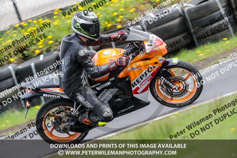 Three Sisters;Three Sisters photographs;Three Sisters trackday photographs;enduro digital images;event digital images;eventdigitalimages;lydden no limits trackday;no limits trackdays;peter wileman photography;racing digital images;trackday digital images;trackday photos