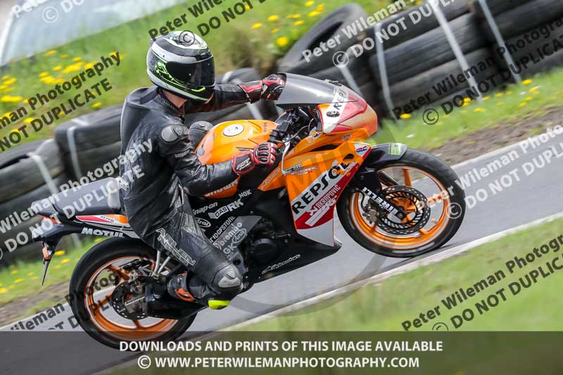 Three Sisters;Three Sisters photographs;Three Sisters trackday photographs;enduro digital images;event digital images;eventdigitalimages;lydden no limits trackday;no limits trackdays;peter wileman photography;racing digital images;trackday digital images;trackday photos