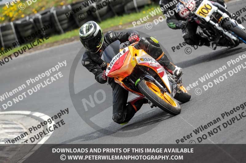 Three Sisters;Three Sisters photographs;Three Sisters trackday photographs;enduro digital images;event digital images;eventdigitalimages;lydden no limits trackday;no limits trackdays;peter wileman photography;racing digital images;trackday digital images;trackday photos