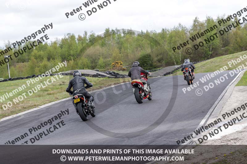 Three Sisters;Three Sisters photographs;Three Sisters trackday photographs;enduro digital images;event digital images;eventdigitalimages;lydden no limits trackday;no limits trackdays;peter wileman photography;racing digital images;trackday digital images;trackday photos