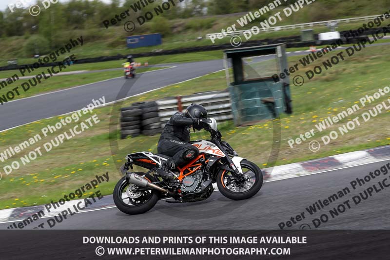 Three Sisters;Three Sisters photographs;Three Sisters trackday photographs;enduro digital images;event digital images;eventdigitalimages;lydden no limits trackday;no limits trackdays;peter wileman photography;racing digital images;trackday digital images;trackday photos