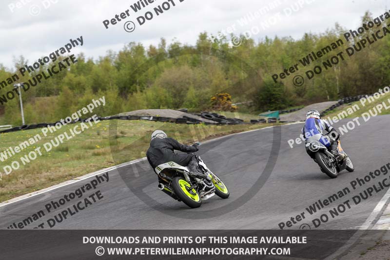 Three Sisters;Three Sisters photographs;Three Sisters trackday photographs;enduro digital images;event digital images;eventdigitalimages;lydden no limits trackday;no limits trackdays;peter wileman photography;racing digital images;trackday digital images;trackday photos