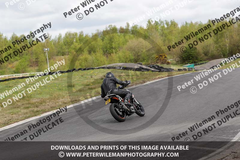 Three Sisters;Three Sisters photographs;Three Sisters trackday photographs;enduro digital images;event digital images;eventdigitalimages;lydden no limits trackday;no limits trackdays;peter wileman photography;racing digital images;trackday digital images;trackday photos