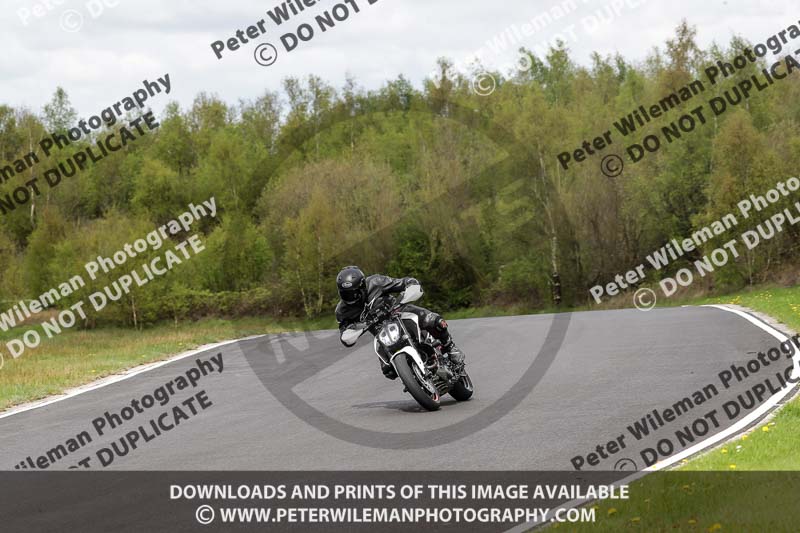 Three Sisters;Three Sisters photographs;Three Sisters trackday photographs;enduro digital images;event digital images;eventdigitalimages;lydden no limits trackday;no limits trackdays;peter wileman photography;racing digital images;trackday digital images;trackday photos