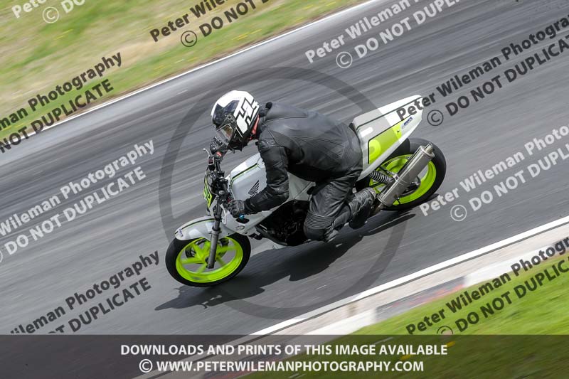 Three Sisters;Three Sisters photographs;Three Sisters trackday photographs;enduro digital images;event digital images;eventdigitalimages;lydden no limits trackday;no limits trackdays;peter wileman photography;racing digital images;trackday digital images;trackday photos