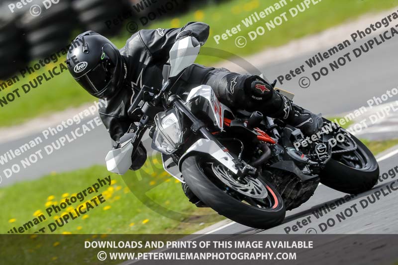 Three Sisters;Three Sisters photographs;Three Sisters trackday photographs;enduro digital images;event digital images;eventdigitalimages;lydden no limits trackday;no limits trackdays;peter wileman photography;racing digital images;trackday digital images;trackday photos