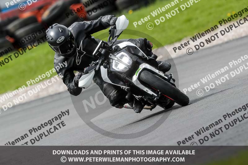 Three Sisters;Three Sisters photographs;Three Sisters trackday photographs;enduro digital images;event digital images;eventdigitalimages;lydden no limits trackday;no limits trackdays;peter wileman photography;racing digital images;trackday digital images;trackday photos