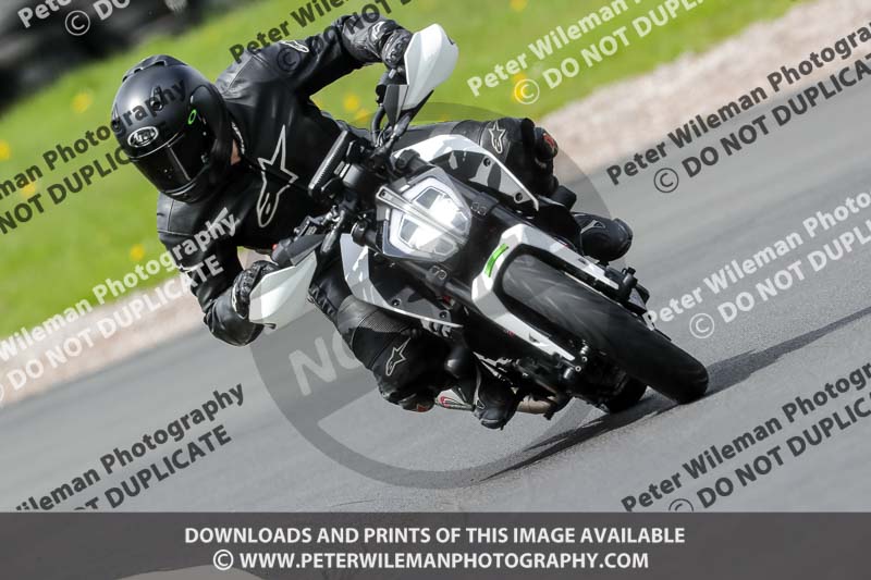 Three Sisters;Three Sisters photographs;Three Sisters trackday photographs;enduro digital images;event digital images;eventdigitalimages;lydden no limits trackday;no limits trackdays;peter wileman photography;racing digital images;trackday digital images;trackday photos