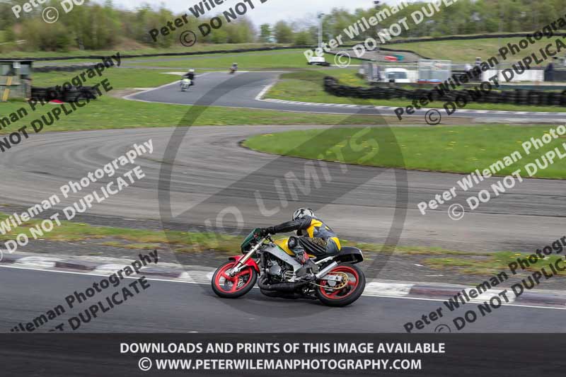 Three Sisters;Three Sisters photographs;Three Sisters trackday photographs;enduro digital images;event digital images;eventdigitalimages;lydden no limits trackday;no limits trackdays;peter wileman photography;racing digital images;trackday digital images;trackday photos