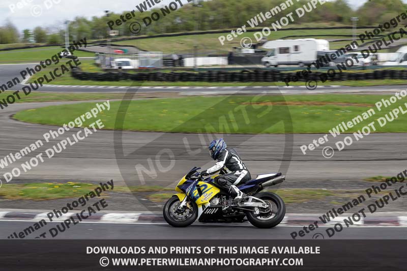 Three Sisters;Three Sisters photographs;Three Sisters trackday photographs;enduro digital images;event digital images;eventdigitalimages;lydden no limits trackday;no limits trackdays;peter wileman photography;racing digital images;trackday digital images;trackday photos