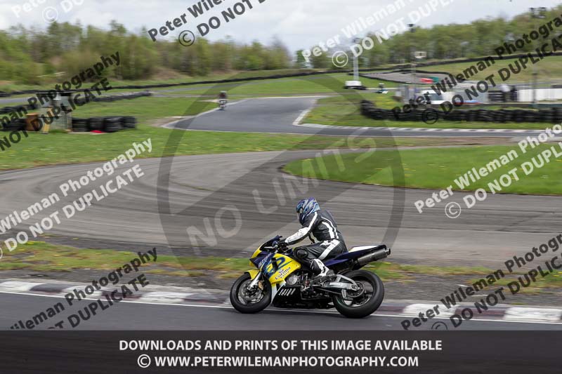 Three Sisters;Three Sisters photographs;Three Sisters trackday photographs;enduro digital images;event digital images;eventdigitalimages;lydden no limits trackday;no limits trackdays;peter wileman photography;racing digital images;trackday digital images;trackday photos