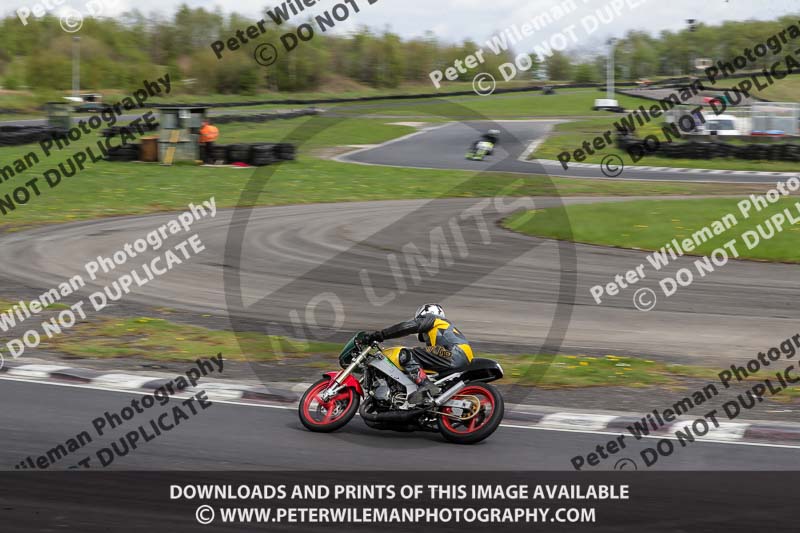 Three Sisters;Three Sisters photographs;Three Sisters trackday photographs;enduro digital images;event digital images;eventdigitalimages;lydden no limits trackday;no limits trackdays;peter wileman photography;racing digital images;trackday digital images;trackday photos