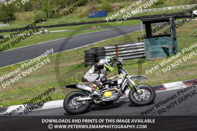 Three Sisters;Three Sisters photographs;Three Sisters trackday photographs;enduro digital images;event digital images;eventdigitalimages;lydden no limits trackday;no limits trackdays;peter wileman photography;racing digital images;trackday digital images;trackday photos