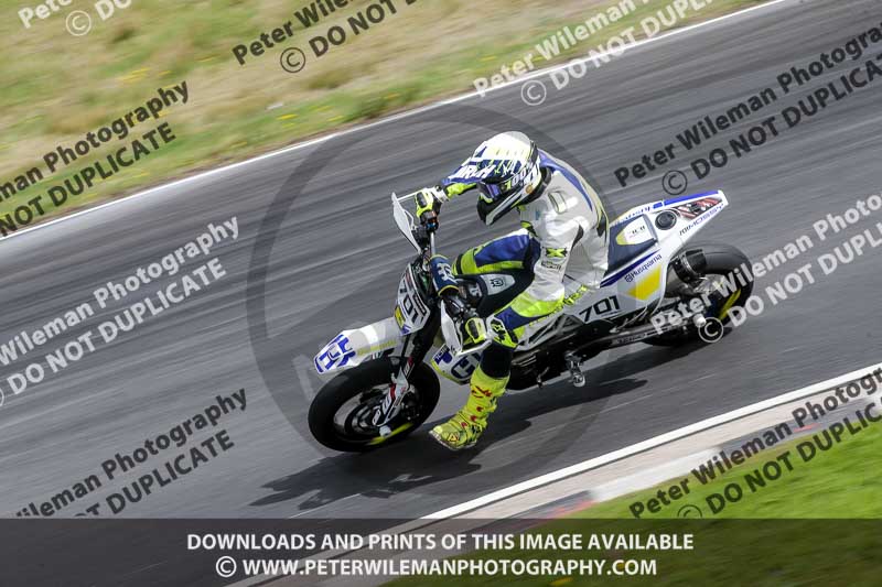 Three Sisters;Three Sisters photographs;Three Sisters trackday photographs;enduro digital images;event digital images;eventdigitalimages;lydden no limits trackday;no limits trackdays;peter wileman photography;racing digital images;trackday digital images;trackday photos