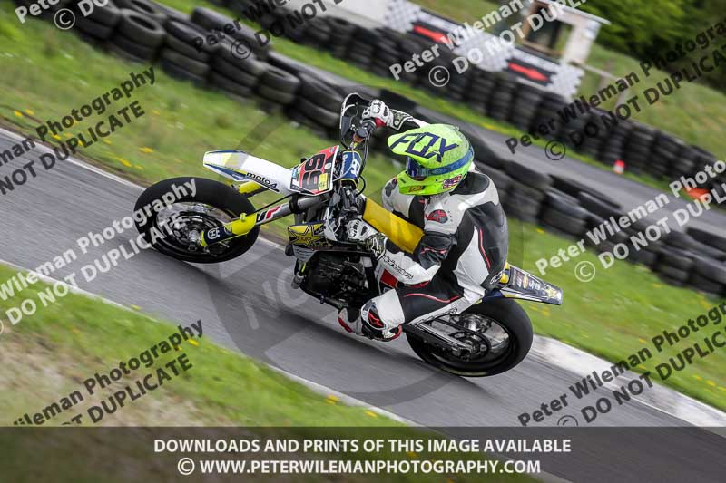 Three Sisters;Three Sisters photographs;Three Sisters trackday photographs;enduro digital images;event digital images;eventdigitalimages;lydden no limits trackday;no limits trackdays;peter wileman photography;racing digital images;trackday digital images;trackday photos