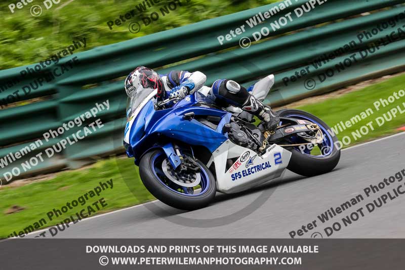 cadwell no limits trackday;cadwell park;cadwell park photographs;cadwell trackday photographs;enduro digital images;event digital images;eventdigitalimages;no limits trackdays;peter wileman photography;racing digital images;trackday digital images;trackday photos