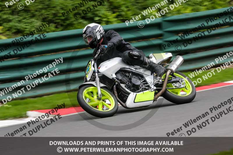 cadwell no limits trackday;cadwell park;cadwell park photographs;cadwell trackday photographs;enduro digital images;event digital images;eventdigitalimages;no limits trackdays;peter wileman photography;racing digital images;trackday digital images;trackday photos