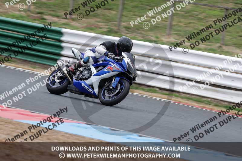 enduro digital images;event digital images;eventdigitalimages;mallory park;mallory park photographs;mallory park trackday;mallory park trackday photographs;no limits trackdays;peter wileman photography;racing digital images;trackday digital images;trackday photos