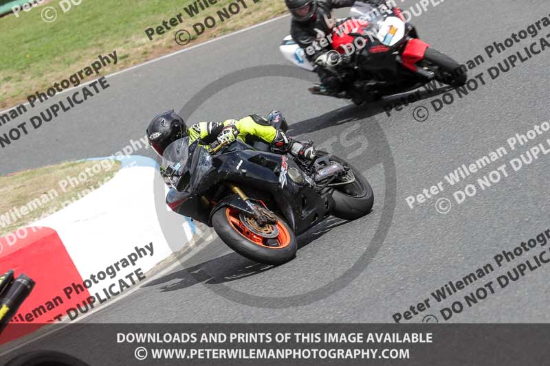 enduro digital images;event digital images;eventdigitalimages;mallory park;mallory park photographs;mallory park trackday;mallory park trackday photographs;no limits trackdays;peter wileman photography;racing digital images;trackday digital images;trackday photos