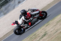 donington-no-limits-trackday;donington-park-photographs;donington-trackday-photographs;no-limits-trackdays;peter-wileman-photography;trackday-digital-images;trackday-photos