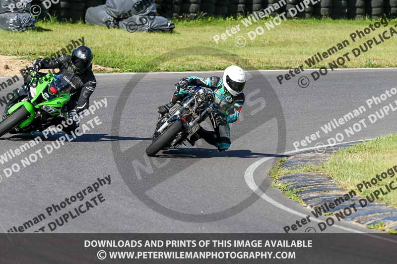 enduro digital images;event digital images;eventdigitalimages;lydden hill;lydden no limits trackday;lydden photographs;lydden trackday photographs;no limits trackdays;peter wileman photography;racing digital images;trackday digital images;trackday photos