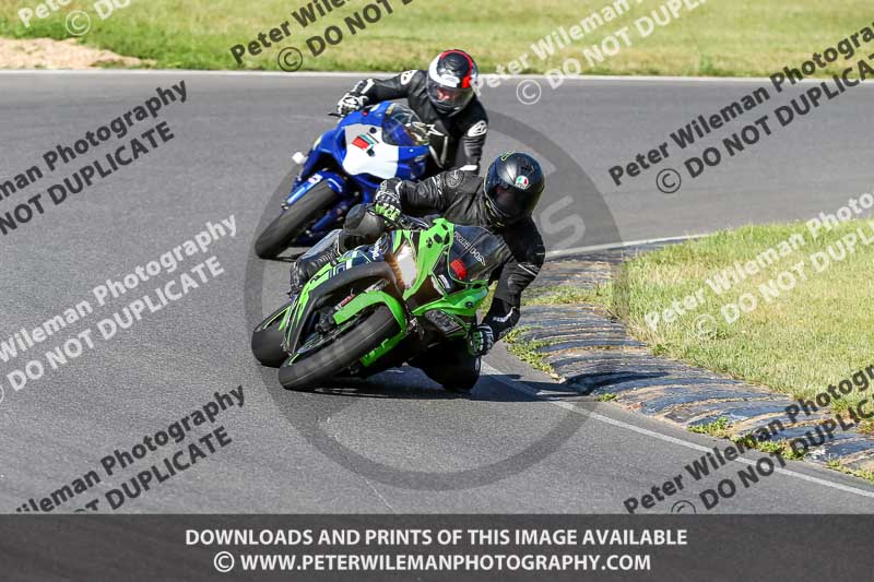 enduro digital images;event digital images;eventdigitalimages;lydden hill;lydden no limits trackday;lydden photographs;lydden trackday photographs;no limits trackdays;peter wileman photography;racing digital images;trackday digital images;trackday photos